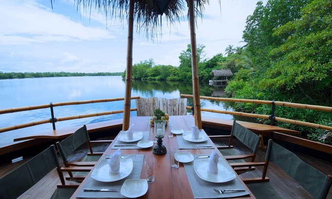 Aturuwella Location De Bateaux | Yathra Houseboat