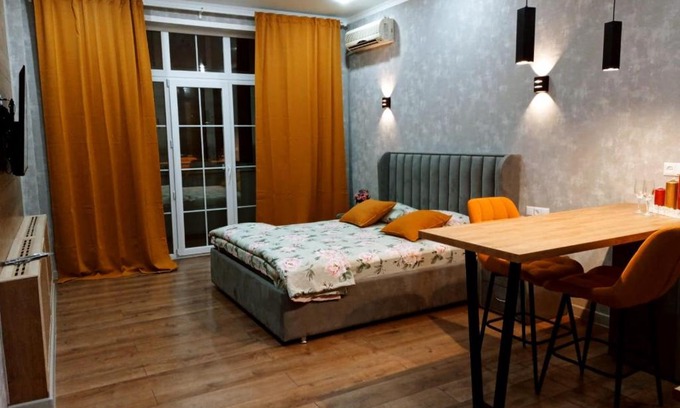 Uralsk Appartement | Yellow Apartment