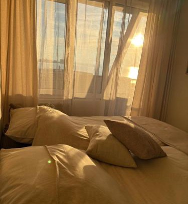 Makkum Appartement | Yellow Bliss Apartment Makkum Beach