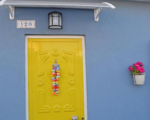 Barra Maison | Yellow Door
