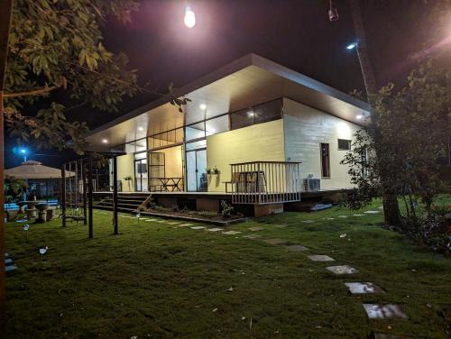 Penjamo Appartement | Yellow House - Country house near La Fortuna
