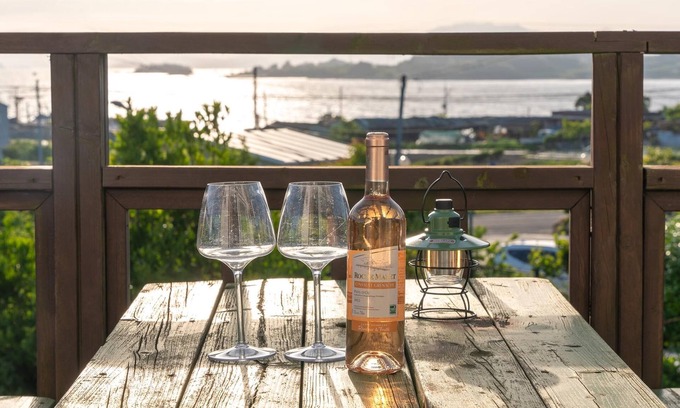 Pokchon Maison | Yeosu Noeul Walk Pet Pension