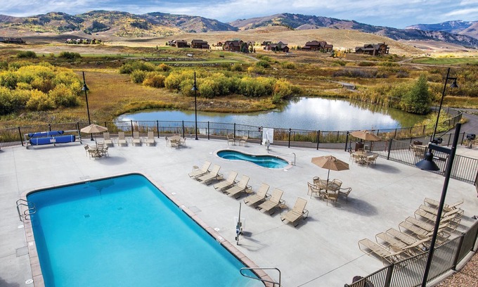 Grand Elk Ranch Station Balnéaire | Oui ... Hot Sulphur Springs!