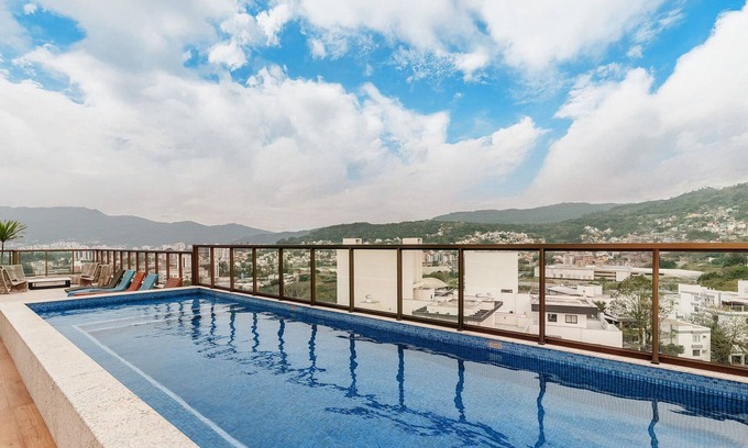 Carvoeira Appartement | YHD - Condominium With Pool Near Ufsc Located in Carvoeira, This Condominium is an Excellent Choi
