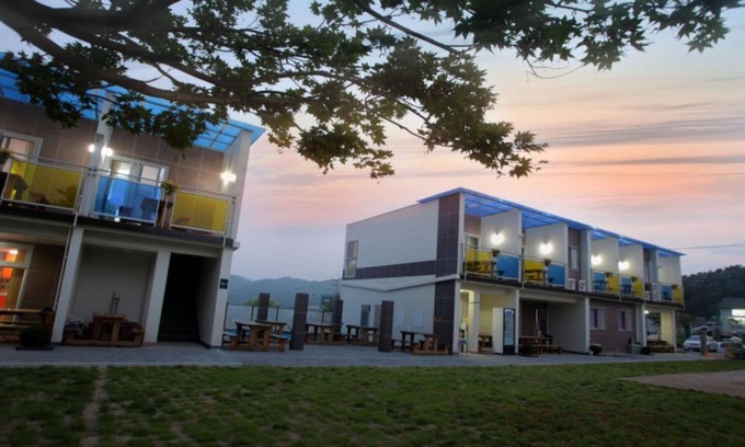 Yongin Maison | Yongin Everleeum Pension