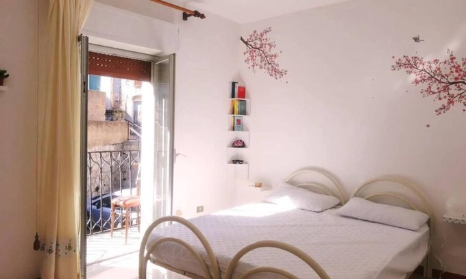 San Cataldo Appartement | YOU ARE WELCOME, House in historic center in San cataldo, kind neighborhood