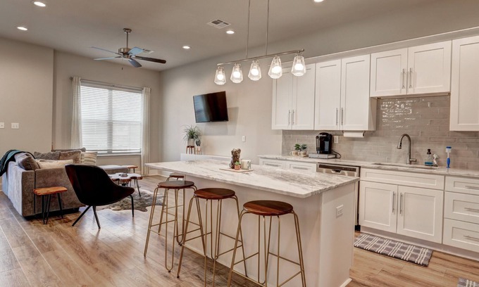 Youngsville Copropriété | Youngsville Sports Complex NEW Townhome