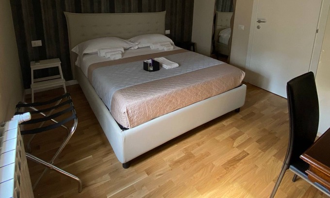 Frosinone Lit Et Petit-Déjeuner | Your B&B at the center of your commitments - 5 minutes from the Villa Comunale
