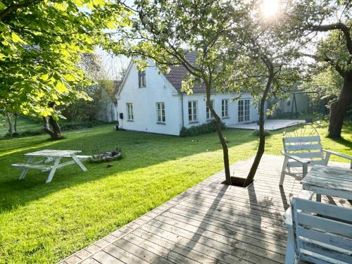 Borre Maison | Your Charming Summer Cottage