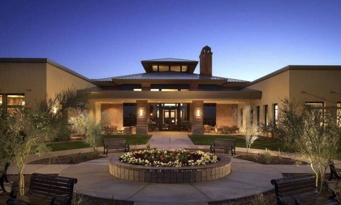 Anthem at Merrill Ranch Maison | Your Desert Retreat Awaits.