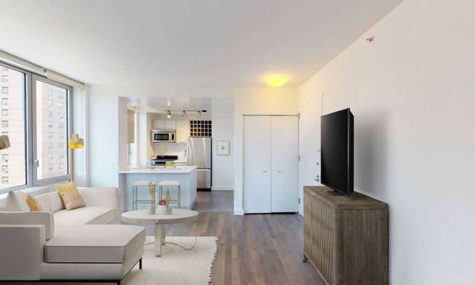 Manhattan Valley Autre | Your Dream Manhattan Lifestyle Awaits: Columbus Square 2BR Condo in the Heart of the City