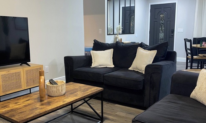 Lutz Maison | Your Forever Home