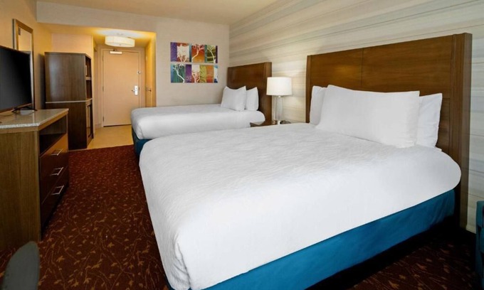 Albuquerque Hôtel | Your Gateway to Adventure! 2 Spacious Units, Pool, Pets Allowed, Free Shuttle!