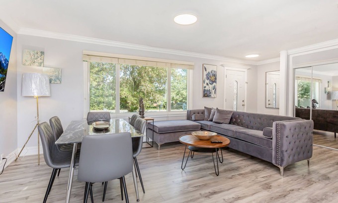 Halton Regional Municipality Maison | Your Gorgeous Getaway in Milton