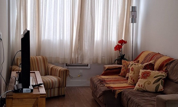 Urca Appartement | Your Home in Rio-Botafogo- Near IME, UFRJ and Sugarloaf Mountain