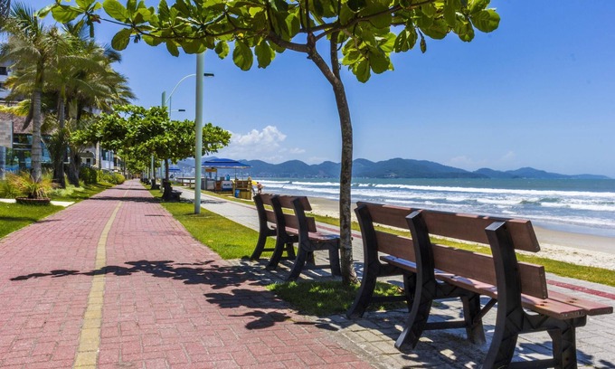 Castelo Branco Appartement | VENEZ PROFITER DE L'ÉTÉ SUR UNE PLAGE !! GREAT FIT 02 DORMS