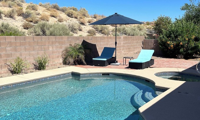 Monterra Knolls Maison | Your Home Away From Home in the Sunshine! Minutes from great amenities.