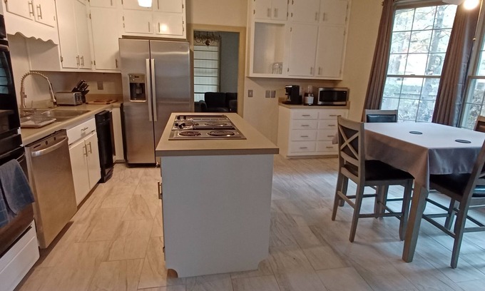 Pine Bluff Maison | Your home away from home in Pine Bluff