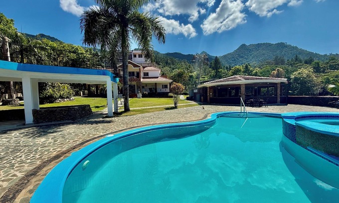 Villa Altagracia Cabine | Your home in the mountains