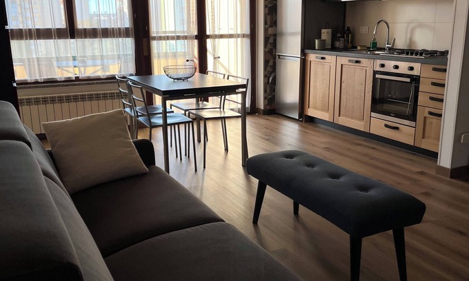 Rozzano Appartement | YOUR HOUSING - 1.9 km from Humanitas (6 minutes)