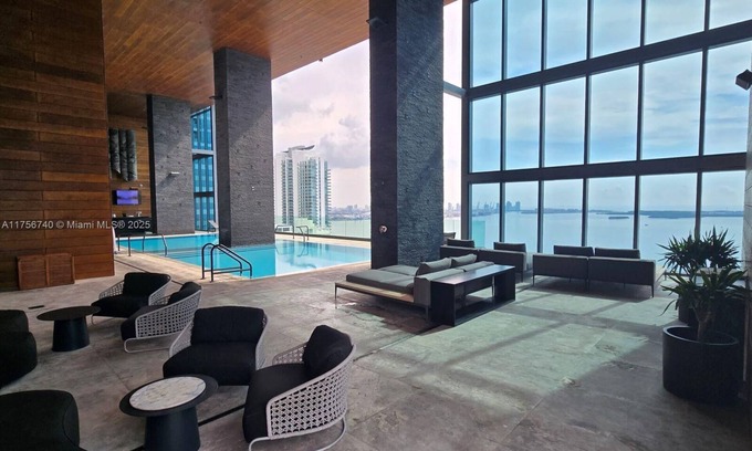 Brickell Appartement | Your Miami Respite - Brickell Action with Bay Views!