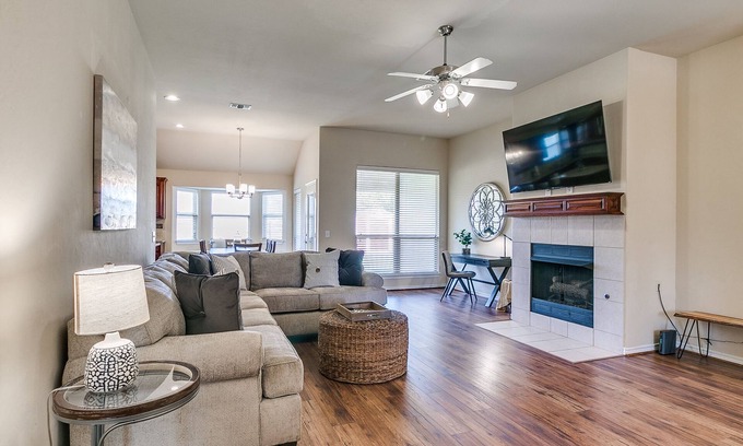 Edmond Maison | Your Oasis of Calm: Where Family Chaos Meets Cozy!