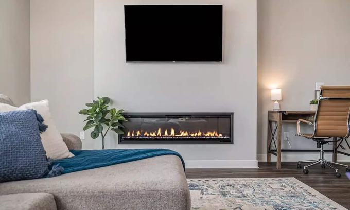 Omaha Maison | Midtown Luxury near UNMC