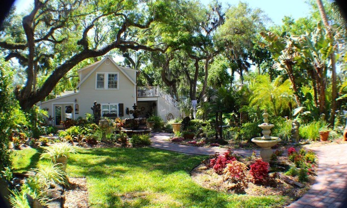 Historic District Maison | "Votre propre complexe privé" à NSB.