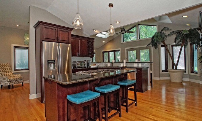 Westlake Maison | Your own suburban oasis on Cleveland's West Side