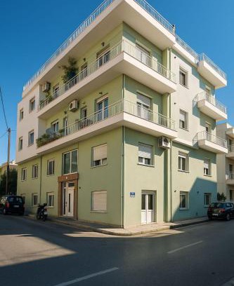 Karpenisi Appartement | Your refuge overlooking port 6A