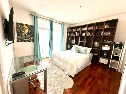 Studio City Maison | Your Vacation Home in the Hills of Studio City