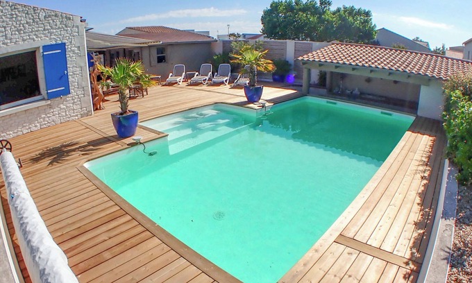 La Jarne Villa | Vos vacances avec Piscine chauffée à proximité de l'Océan et de La Rochelle
