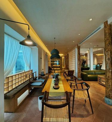 Garze Hôtel | Youran Muyun Designer Art Hotel