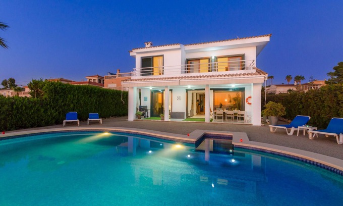 Badia Gran Villa | YourHouse Somni, villa avec vue sur la mer à Majorque sud