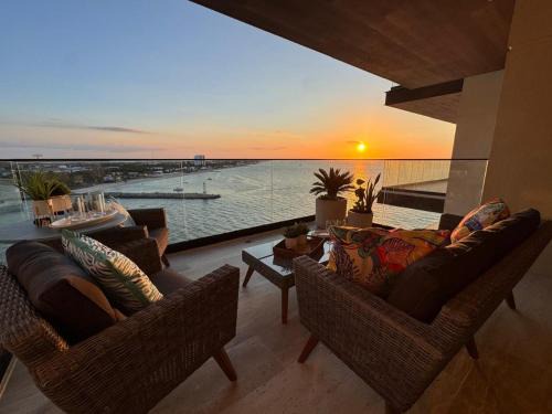 Puerto Yucalpeten Appartement | Yucalpeten Marina Breathtaking 2BR deluxe condo with stunning view