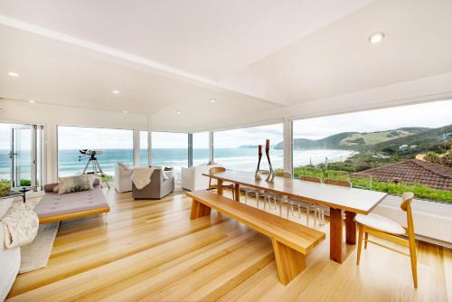 Eastern View Maison | Yumba - Beach Views on the Great Ocean Road