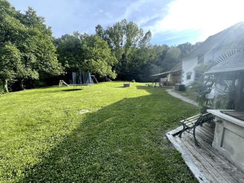 Kerkaszentkiraly Maison | Zöld orom vendégház