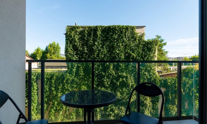 Srodmiescie Appartement | Zajezdnia 2-Bedroom Apartment