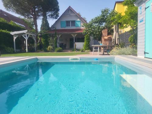 Zamardi Appartement | Zamardi private villa with own pool and huge garden, 150m to longest free beach at Balaton