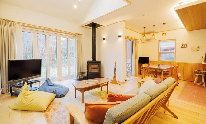 Zao Maison | Zao Firefly Garden Rental Villa with Open Air Ho / Kattagun Miyagi