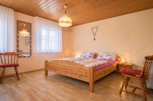 Tettnang Appartement | Zapfs Bauernhof Pfingstrose