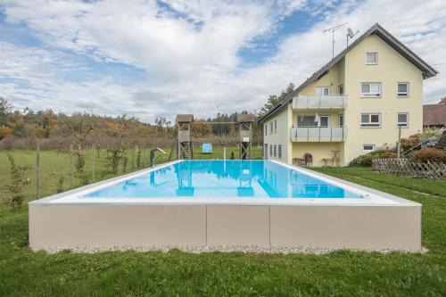 Tettnang Appartement | Zapfs Bauernhof Vergißmeinnicht