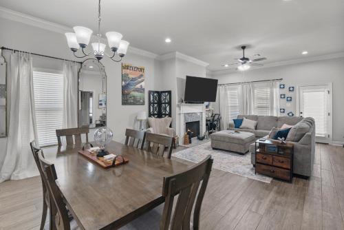 Shreveport Maison | Zen House, a peaceful sanctuary in Shreveport, LA! Tv in each room