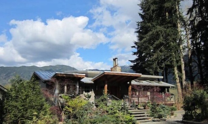 Deming Appartement | ZEN Oasis On the River ~ Gateway to Mt. Baker Ski