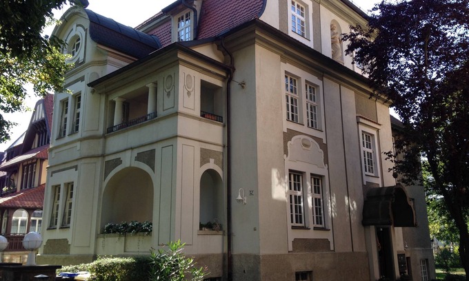 Lobervorstadt Appartement | Zentrumsnahe Ferienwohnung in der "villa Hortensia"