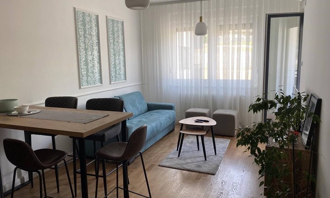 Banja Luka Appartement | Zeus Apartments - One Bedroom Apartment with Balcony in City Center