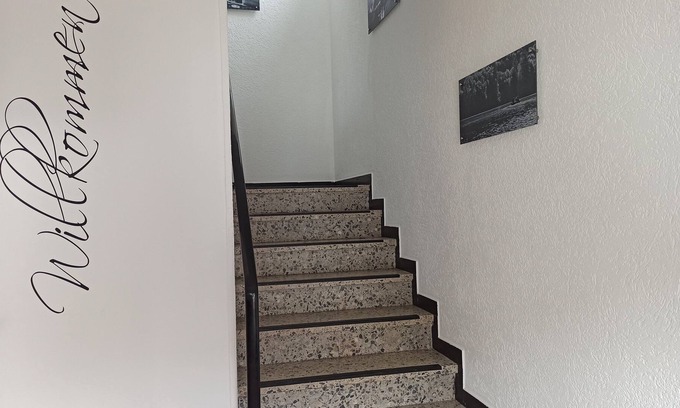 Olpe Appartement | Zimmer "feuer"