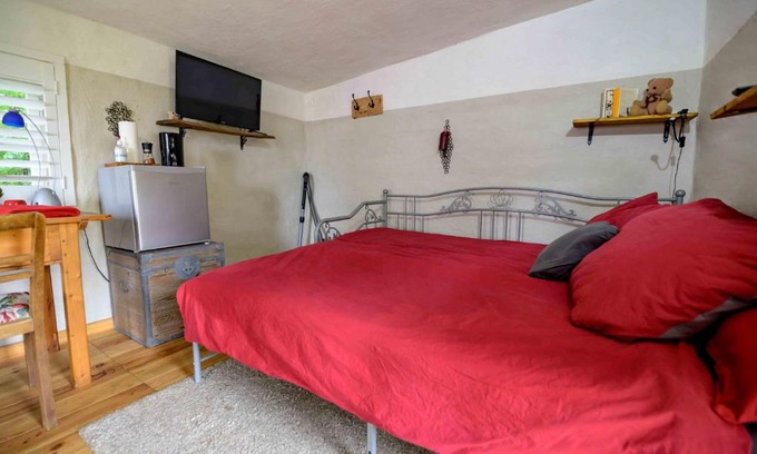 Platschow Appartement | Zimmer in Ferienhäusschen am See / Karstädt