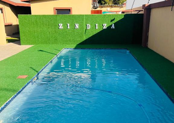 Emalahleni Maison | Zindiza Guesthouse