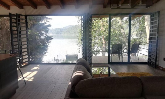 Zirahuen Chalet De Ski | Zirahuen, cabaña moderna junto al lago